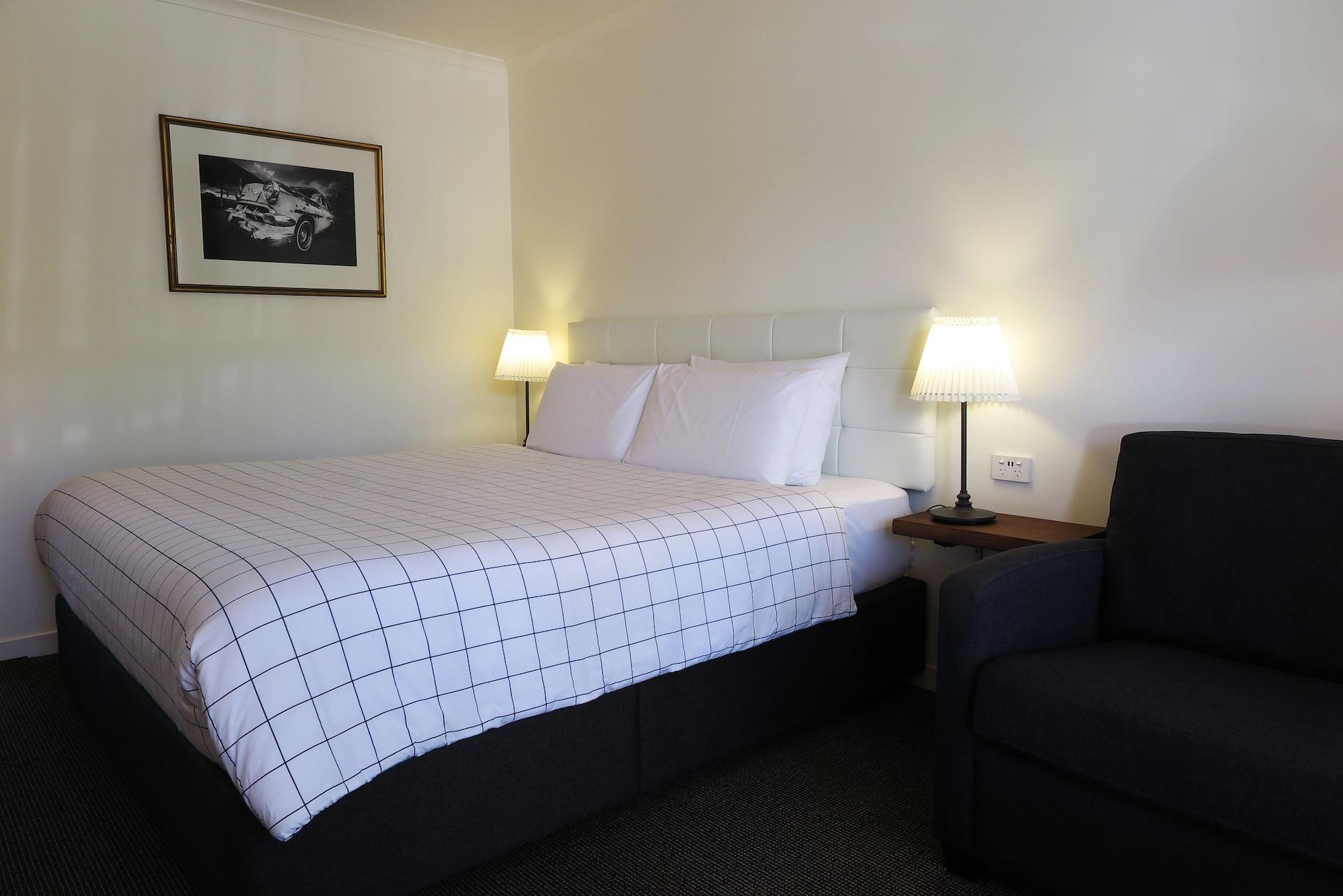 Summerhill Motor Inn (Adults Only) Меримбула Екстериор снимка